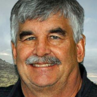 pete-lewis
